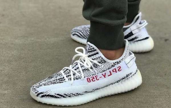 How can I check replica yeezys?