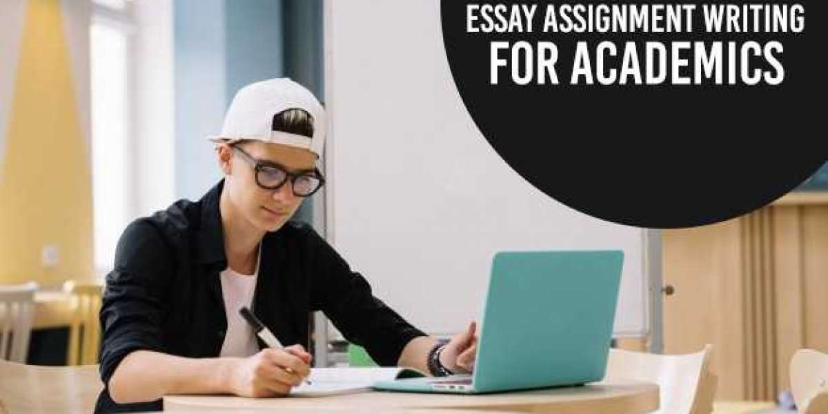 Advice from Experts on Making Scholarship Essays